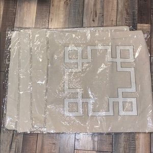 Throw pillow cases/Household items